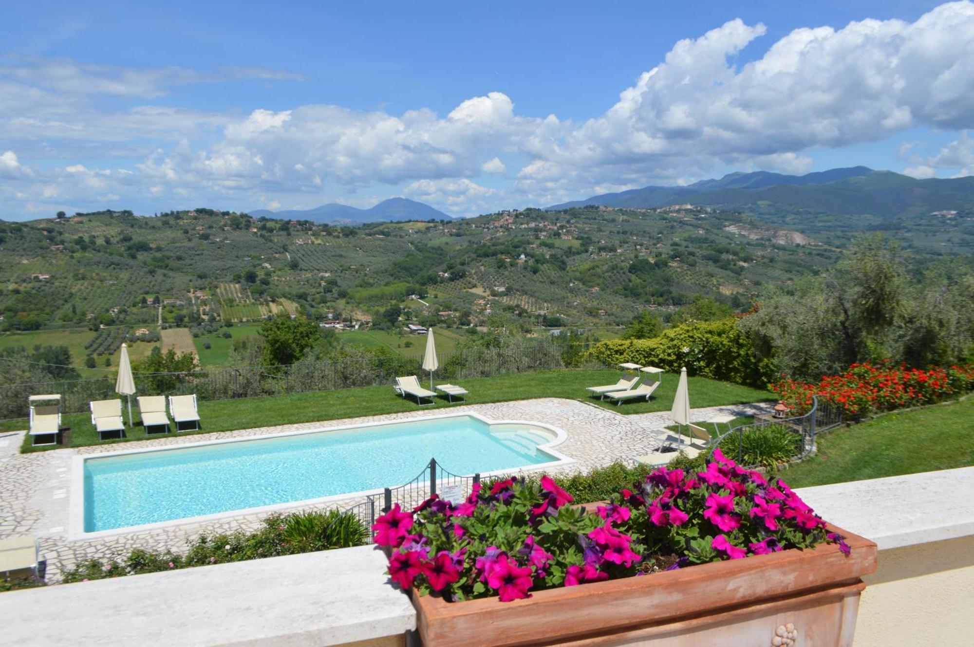 Villa Collebelvedere - Near Rome With Home Restaurant Fara in Sabina Exteriér fotografie