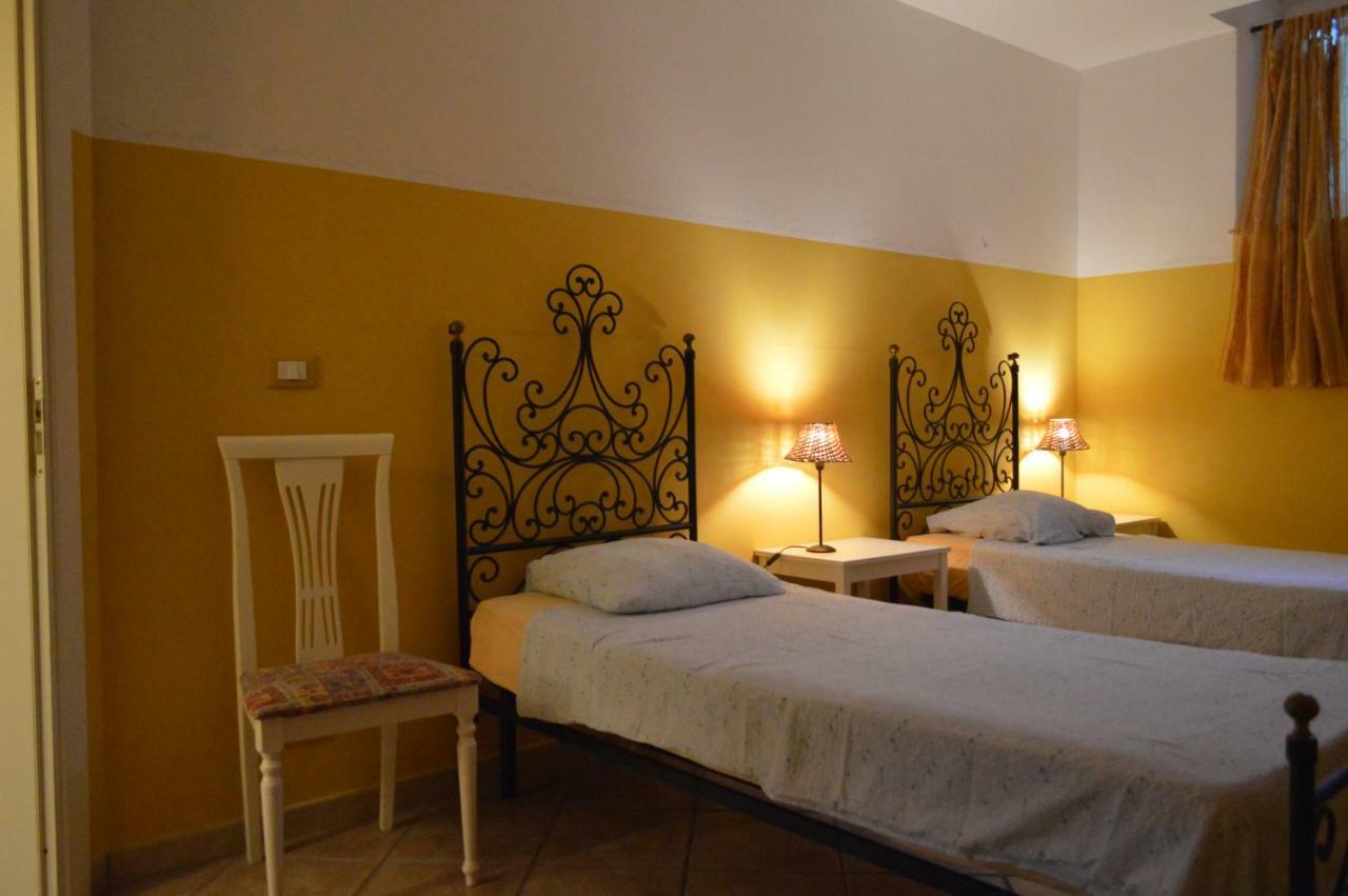 Villa Collebelvedere - Near Rome With Home Restaurant Fara in Sabina Exteriér fotografie